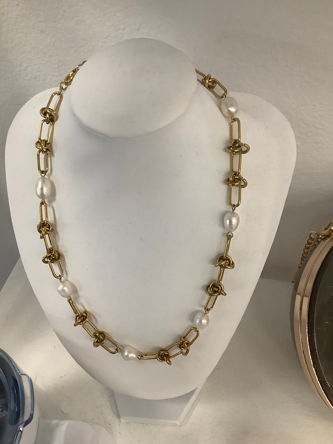 Gold Link & Baroque Pearl Necklace