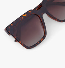 Load image into Gallery viewer, Topanga Sunglasses - Tortoise Brown
