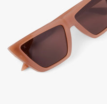 Load image into Gallery viewer, Melrose Sunglasses - Light Taupe
